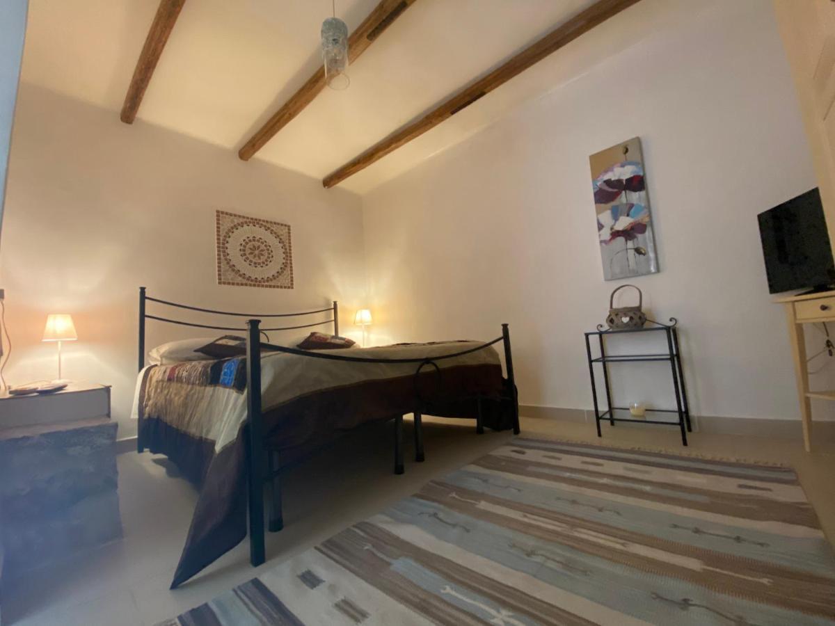 Donna Maria Bed & Breakfast Turi Exterior photo